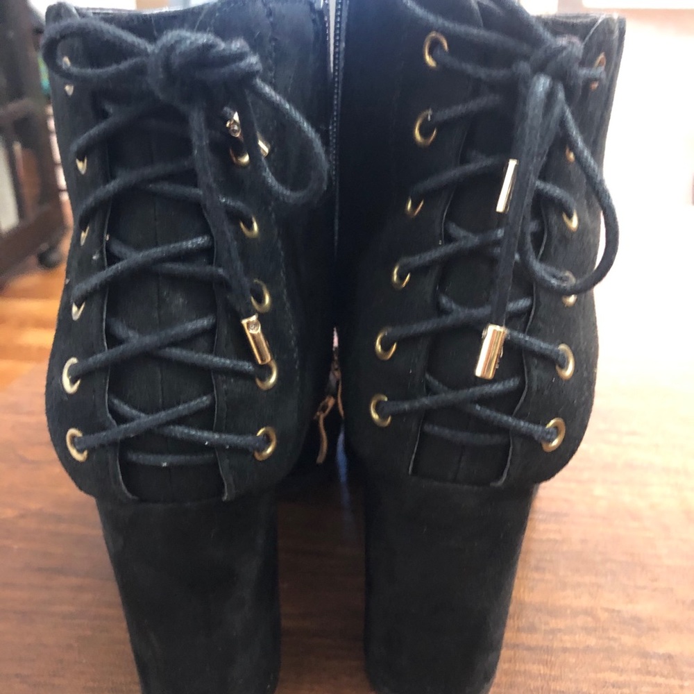 Celeste Winter Booties 👢 - Picture 4 of 7